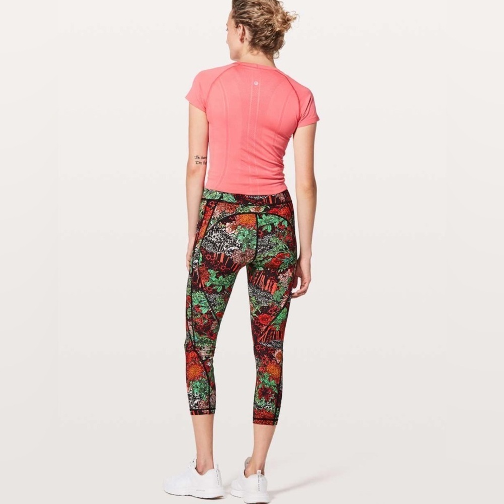 Lululemon - Time To Sweat Crop *23" US4 - Picture 2 of 8